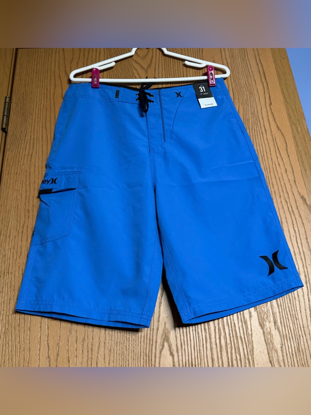 Hurley Men's Blue Board Shorts 31” Waist 21” Length. NWT